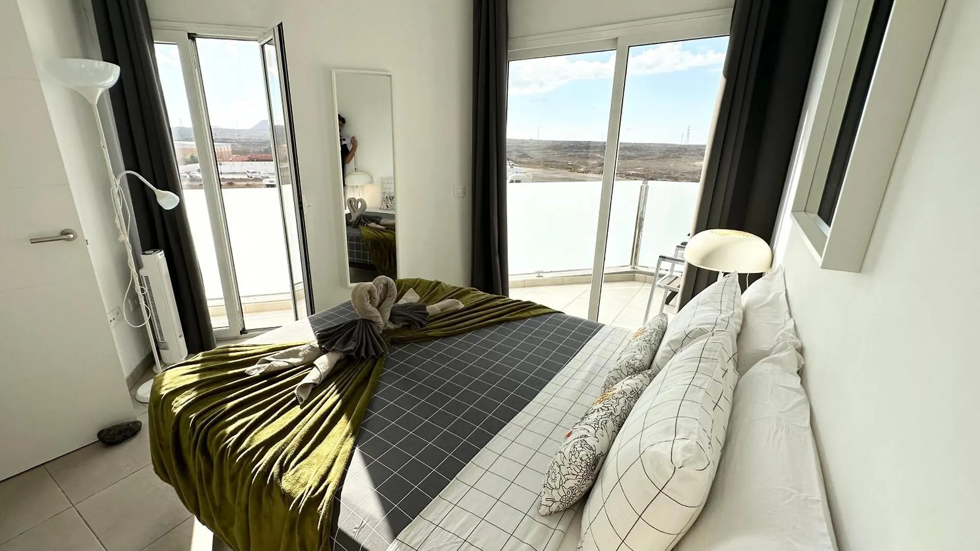 Apartamento Banana Cake - Piscina, Doble Terraza, Ultima Planta , Wifi Y Parking Corralejo